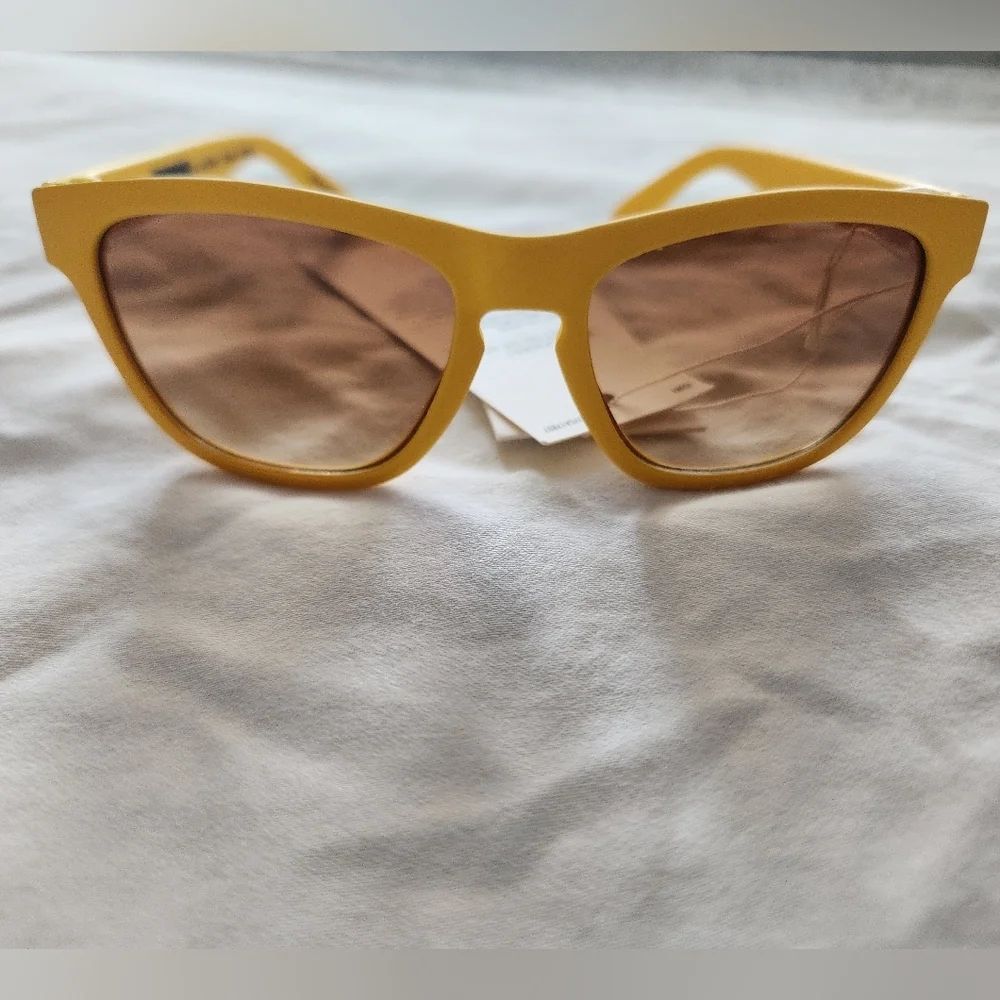 Janie and Jack Classic Yellow Sunglasses- 0-2 Years